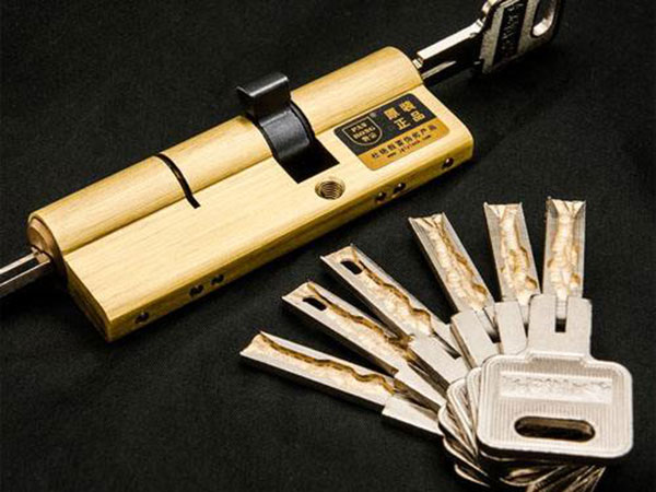 凤翔24小时上门开锁公司